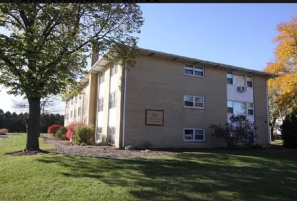 2 bed, 900 sqft, $1,845 — Photo 2