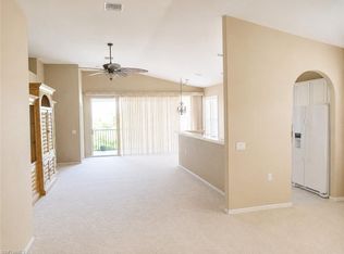 1993 Crestview Way APT 131, Naples, FL 34119