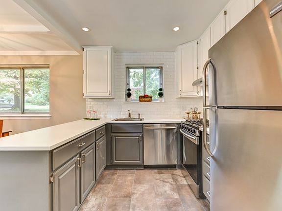 2nd image of 5102 Pommeroy Dr