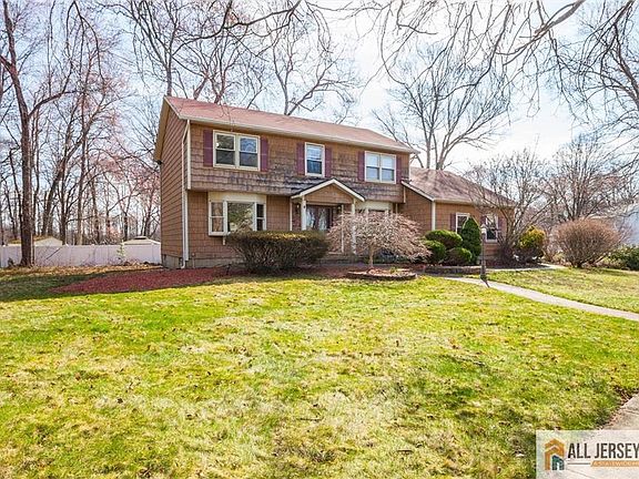 2nd image of 18 Warne Rd
