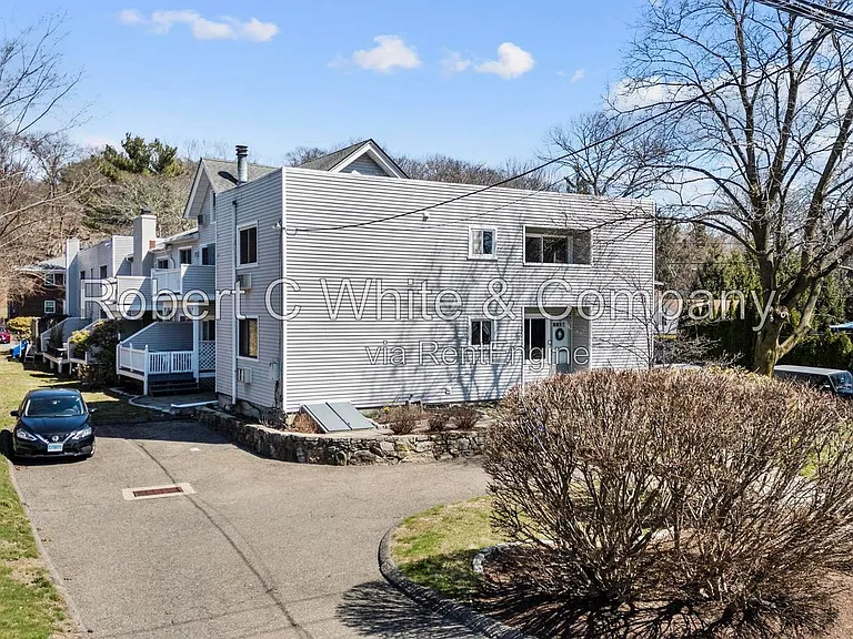 63 Ward St #2A — Photo 3