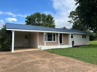 3403 Brush St, Muscle Shoals, AL 35661
