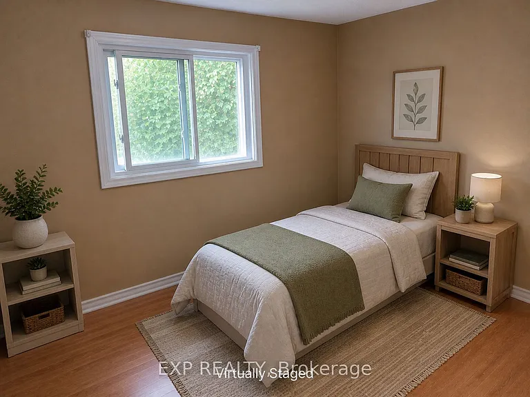 71 Daniels Cres #MAIN LEVEL — Photo 3
