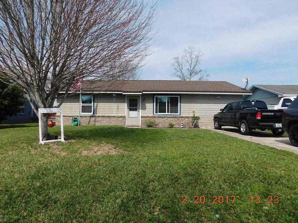 1st image of 3240 Puffin Way