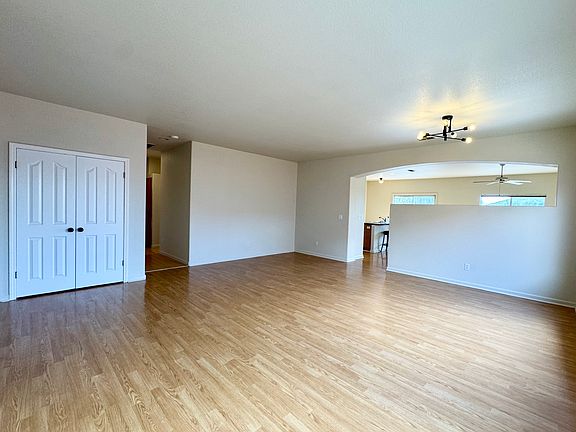 3rd image of 6453 Eagle Ridge Dr