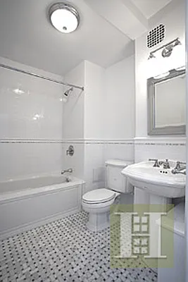 Rented by Halstead Real Estate | media 4