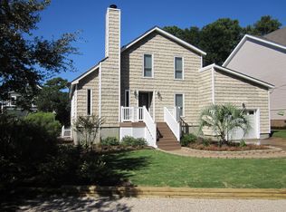 2115 Sandalwood Rd, Virginia Beach, VA 23451