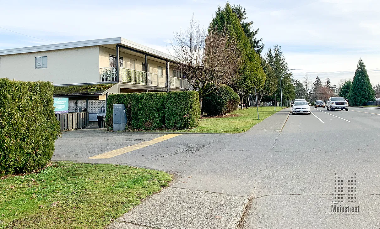 Mainstreet Courtenay Apartments — Photo 1