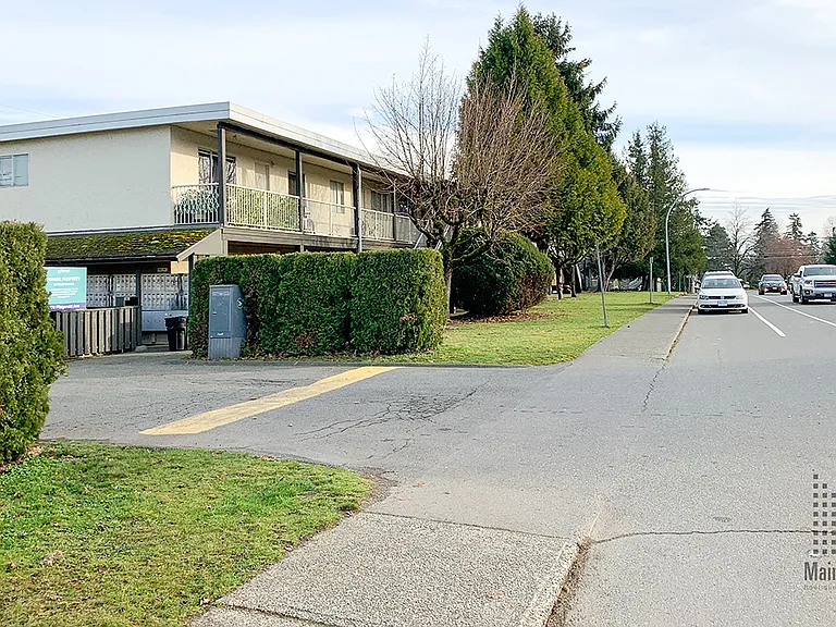 1970 Fitzgerald Ave — Photo 1