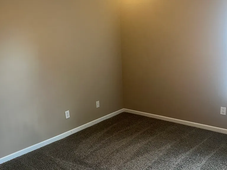 709 Cannock Loop — Photo 16
