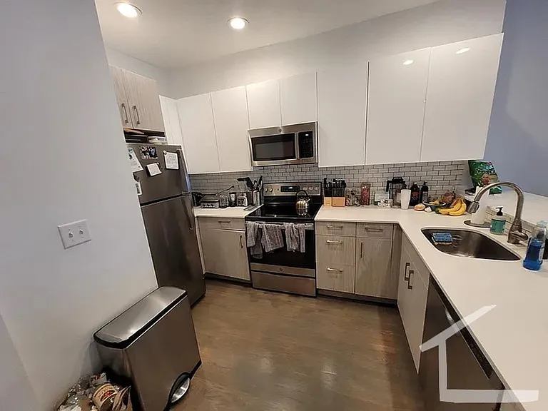 1394 Beacon St #3C — Photo 10