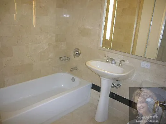 Rented by New York Residence | media 25