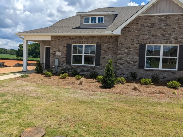 3263 McClellan Way, Decatur, AL 35603