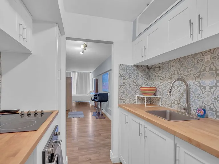 1400 Avenida Pennsylvania #15 — Photo 13