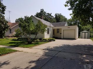 934 Walnut St, Webster City, IA 50595