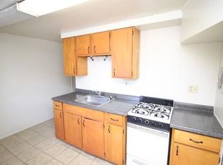 2631 N Charles St, Baltimore, MD 21218
