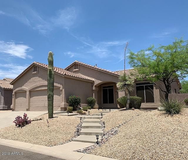 1st image of 2929 N Avoca Cir