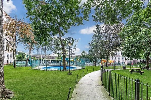 Sold by Queens Real Estate Team | media 15