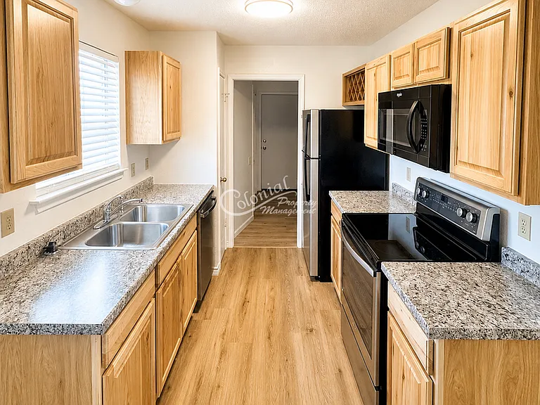 2212 Chafin Dr — Photo 5