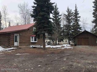 768 Badger Rd, North Pole, AK 99705