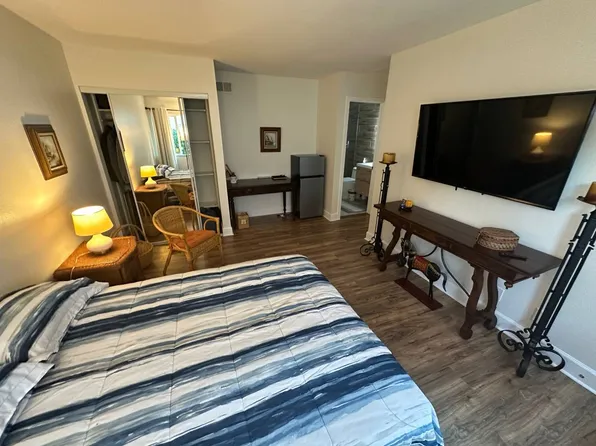 3962 Capri Ave #1, Irvine, CA 92606