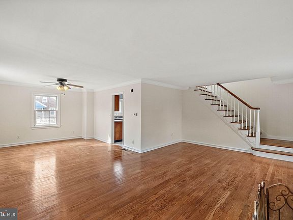 3rd image of 401 Jackson Ave