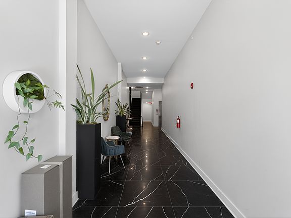 2nd image of 1801 Fairmount Ave #202