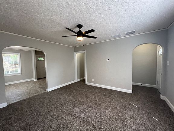 5th image of 1016 Palermo Ave