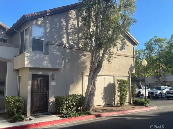 27533 Calinda, Mission Viejo, CA 92692