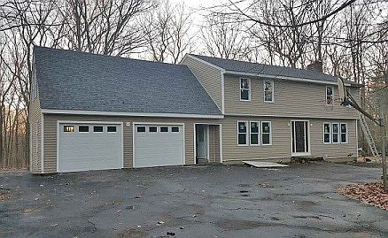 1st image of 9 Laurelwood Dr