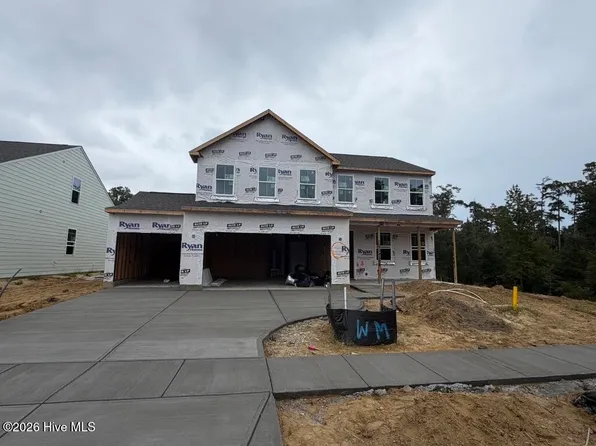 4305 Farmfield Drive, Navassa, NC 28451