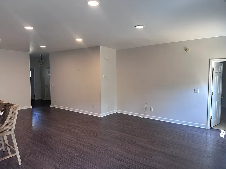 1014 Winterberry Cir — Photo 5