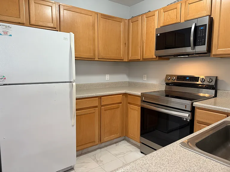 140 Railroad Ave #UB102 — Photo 14
