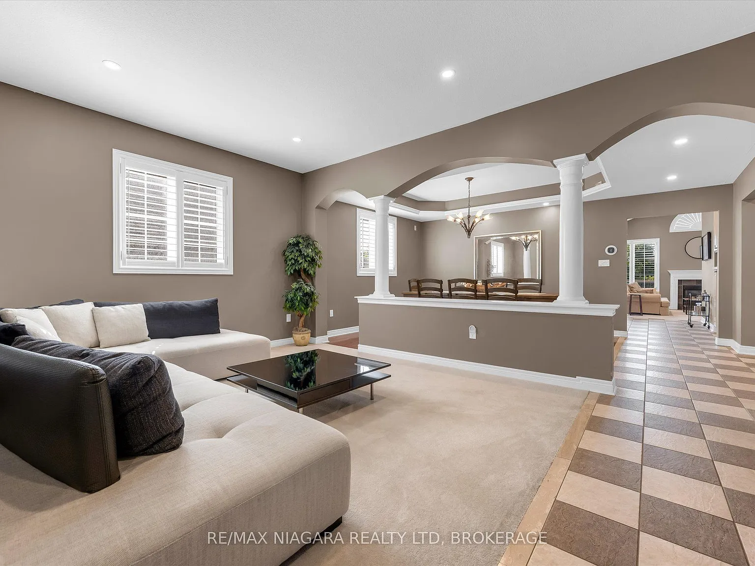 5 bed, $4,950 — Photo 3