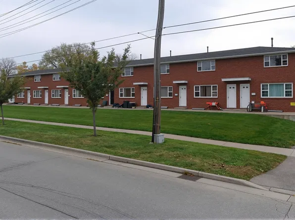 766 Indian Rd N #5, Sarnia, ON N7T 7H1