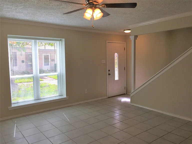 4117 Keeler Ct #4 — Photo 3