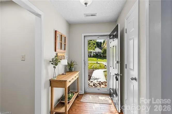 545 Adams Ct — Photo 14