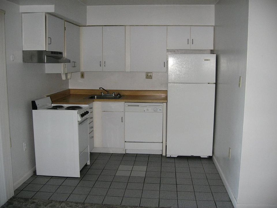 2nd image of 3279 Babcock Blvd APT 7