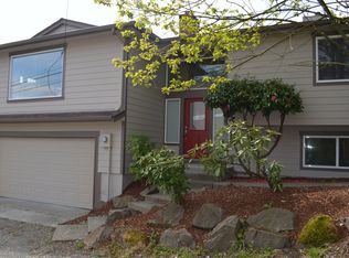 9024 20th Ave NE, Seattle, WA 98115