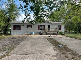 703 Creek St, Heavener, OK 74937