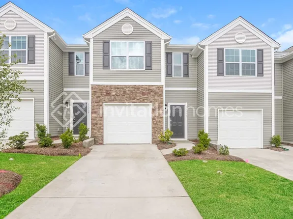 11734 Brier Village Ln, Charlotte, NC 28262