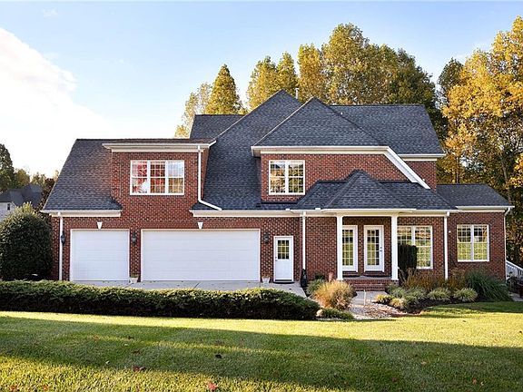 4th image of 7355 Henson Forest Dr