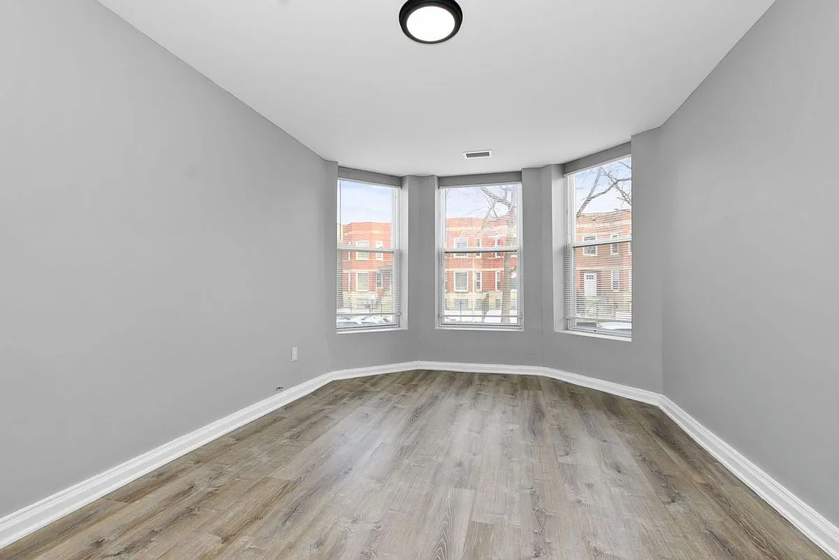 Building Photo - 6540 - 6542 S Ellis Ave
