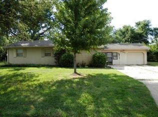 2101 Terrace Dr, Newton, KS 67114