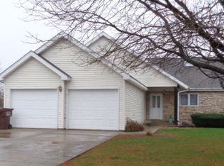 825 N Maple St #951, Manteno, IL 60950