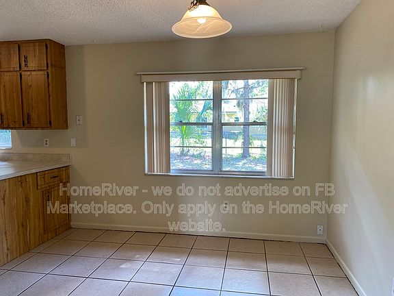 4th image of 5242 SE 114th St