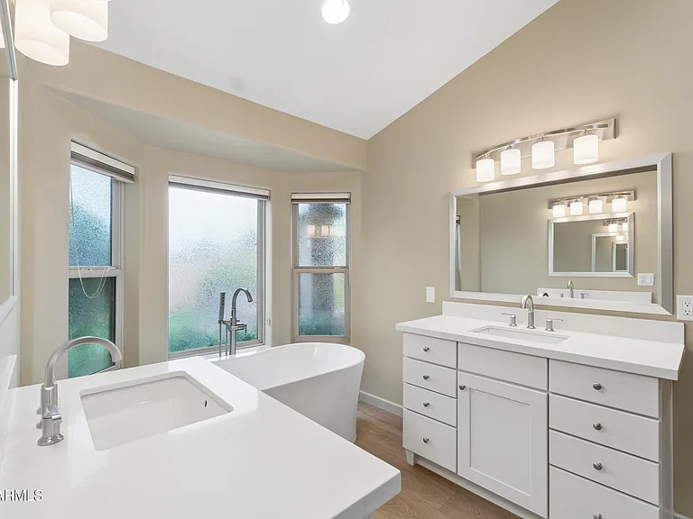 1307 E Treasure Cove Dr — Photo 39