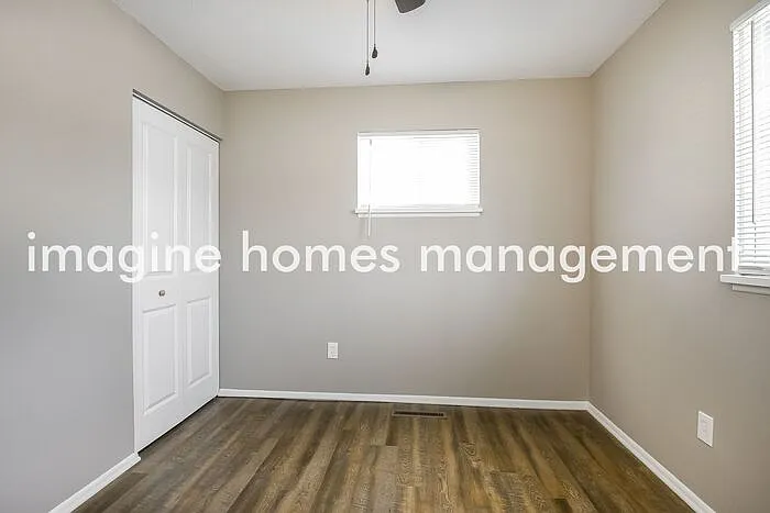 448 Holly Dr — Photo 7