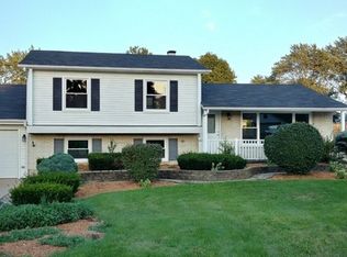 2N459 Prairie Ave, Glen Ellyn, IL 60137