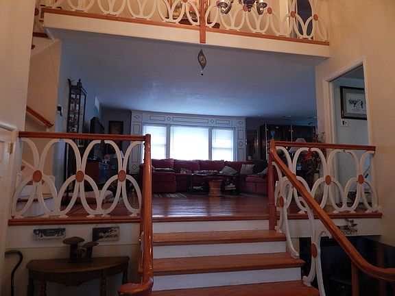 3rd image of 14416 Neponsit Ave #0